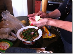 Recheando-pão de-queijo_Marilda-Fajardo